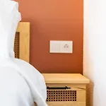 מלון Boii Rest & Breakfast *